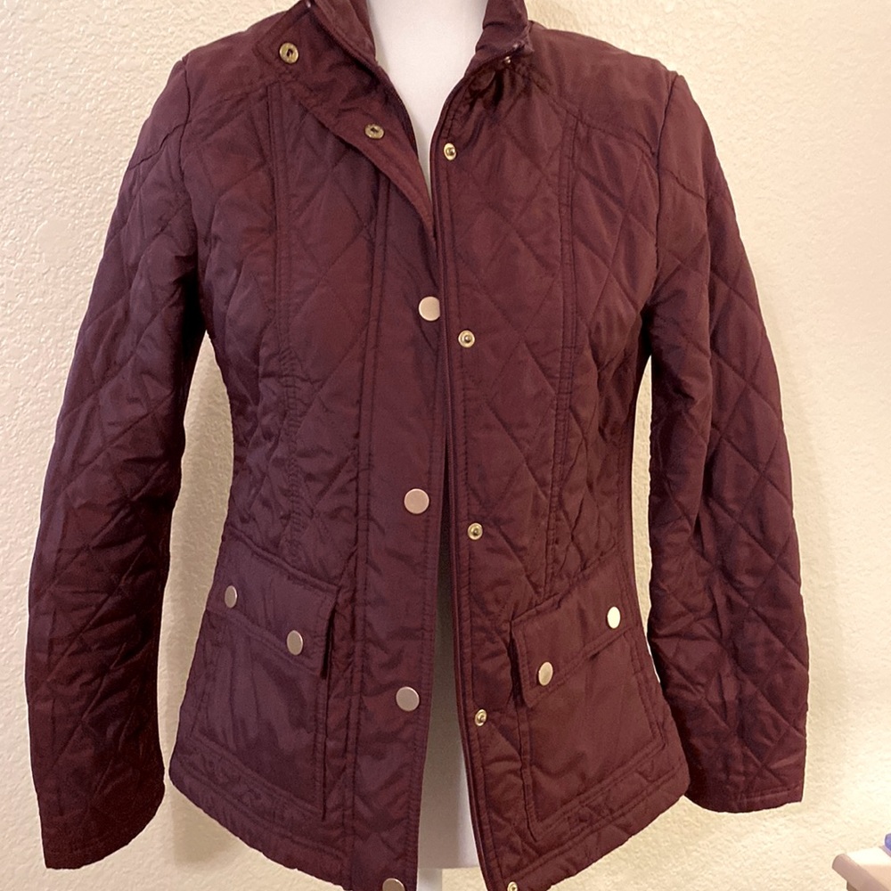 Burgundy quilted jacket, giving that similar look as a designer brand!